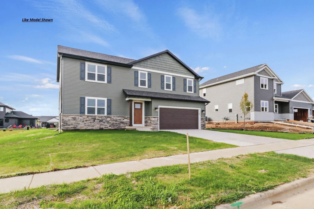 208 Michelle Lane, Cottage Grove