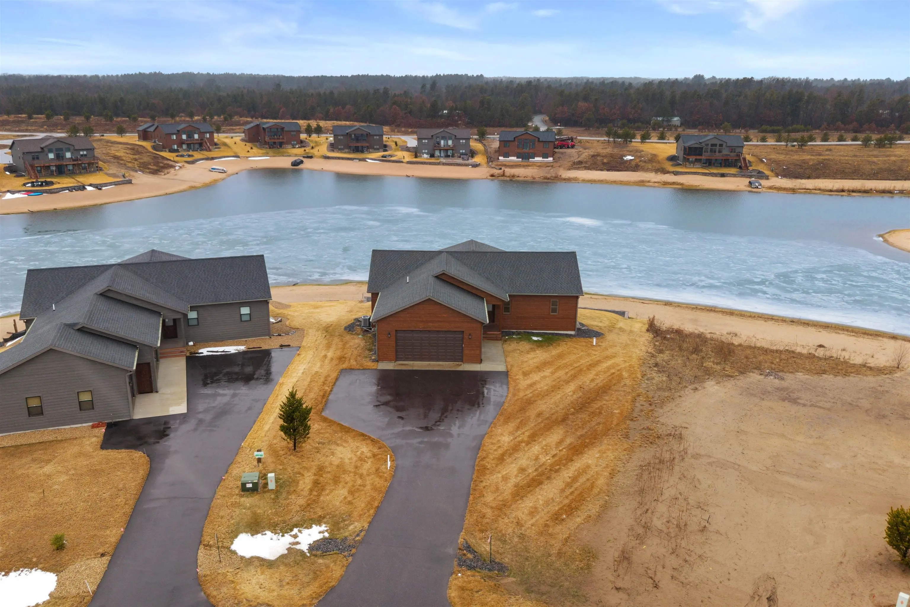 Photo of Listing #2017248