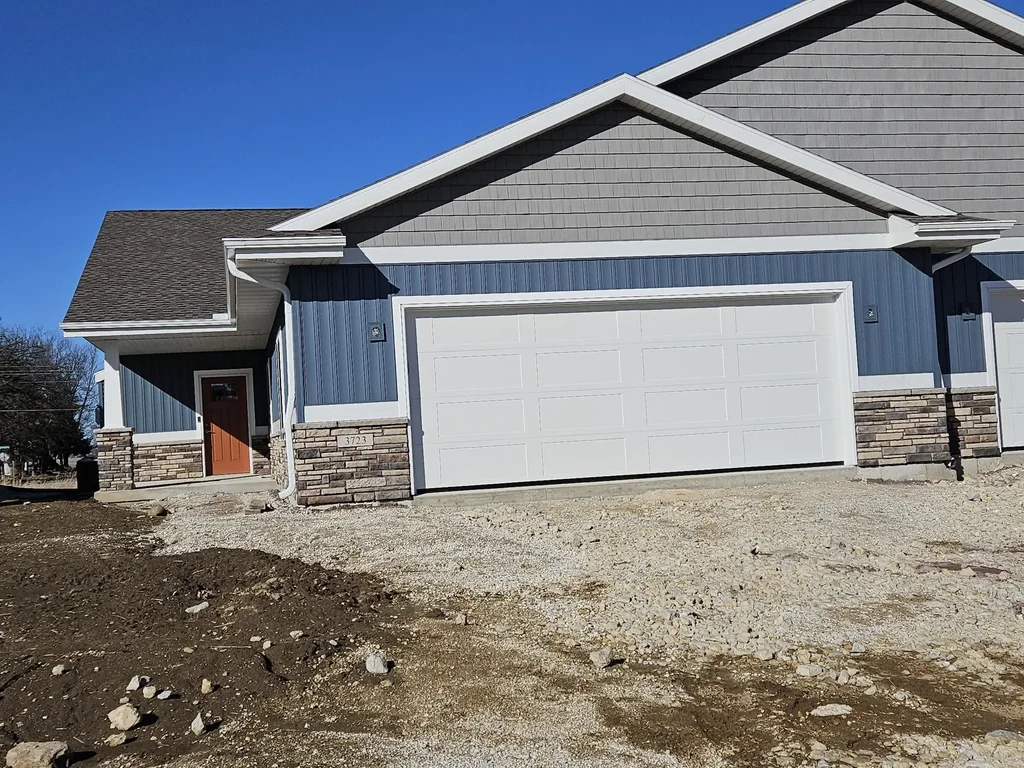 #32 - 3723 Newcastle Drive, Janesville