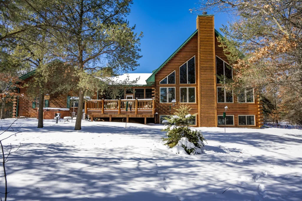 N13436 19th Avenue, Armenia