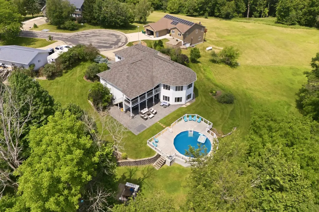 214 Eagle Drive, McGregor