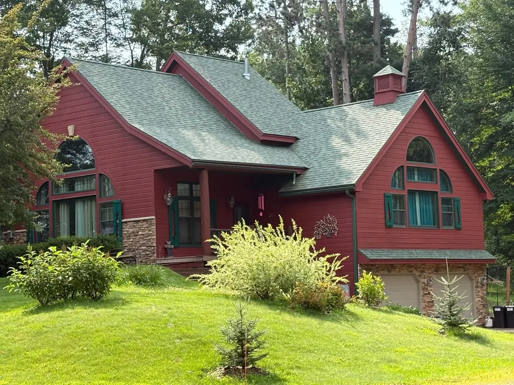 W5807 Robinson Road, Bradley