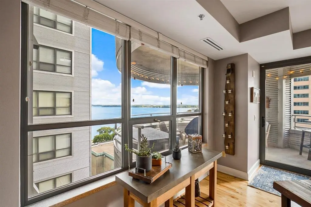 Photo of Listing #2017705