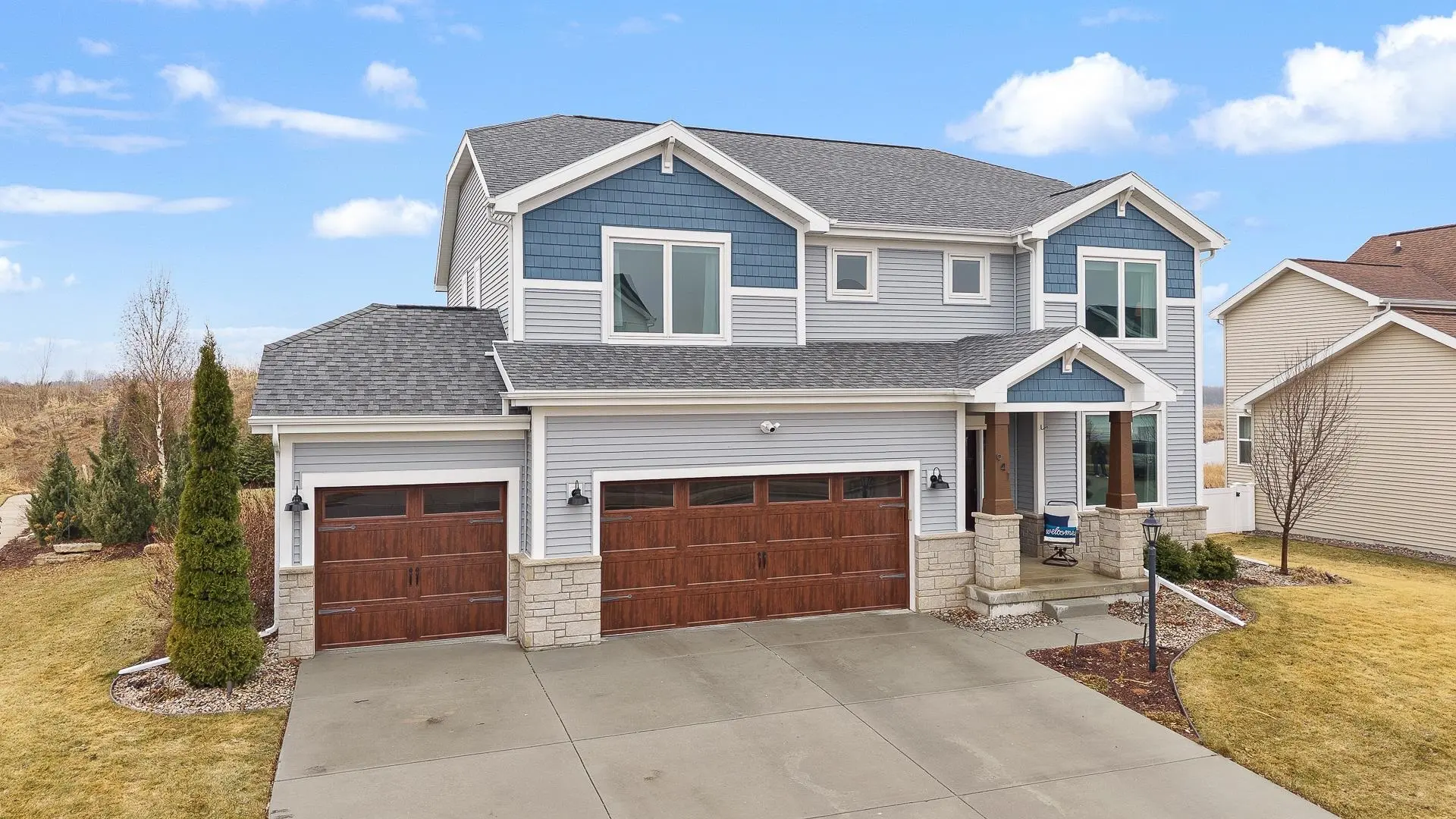 Photo of Listing #2017833