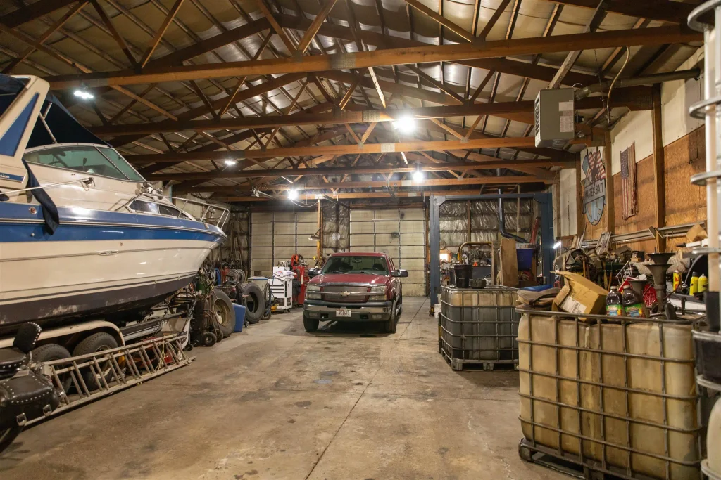 W13238 County Road Cc Road, Coloma