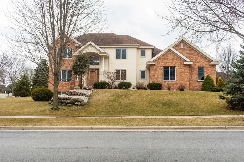 8701 Nelson Crossing, Madison