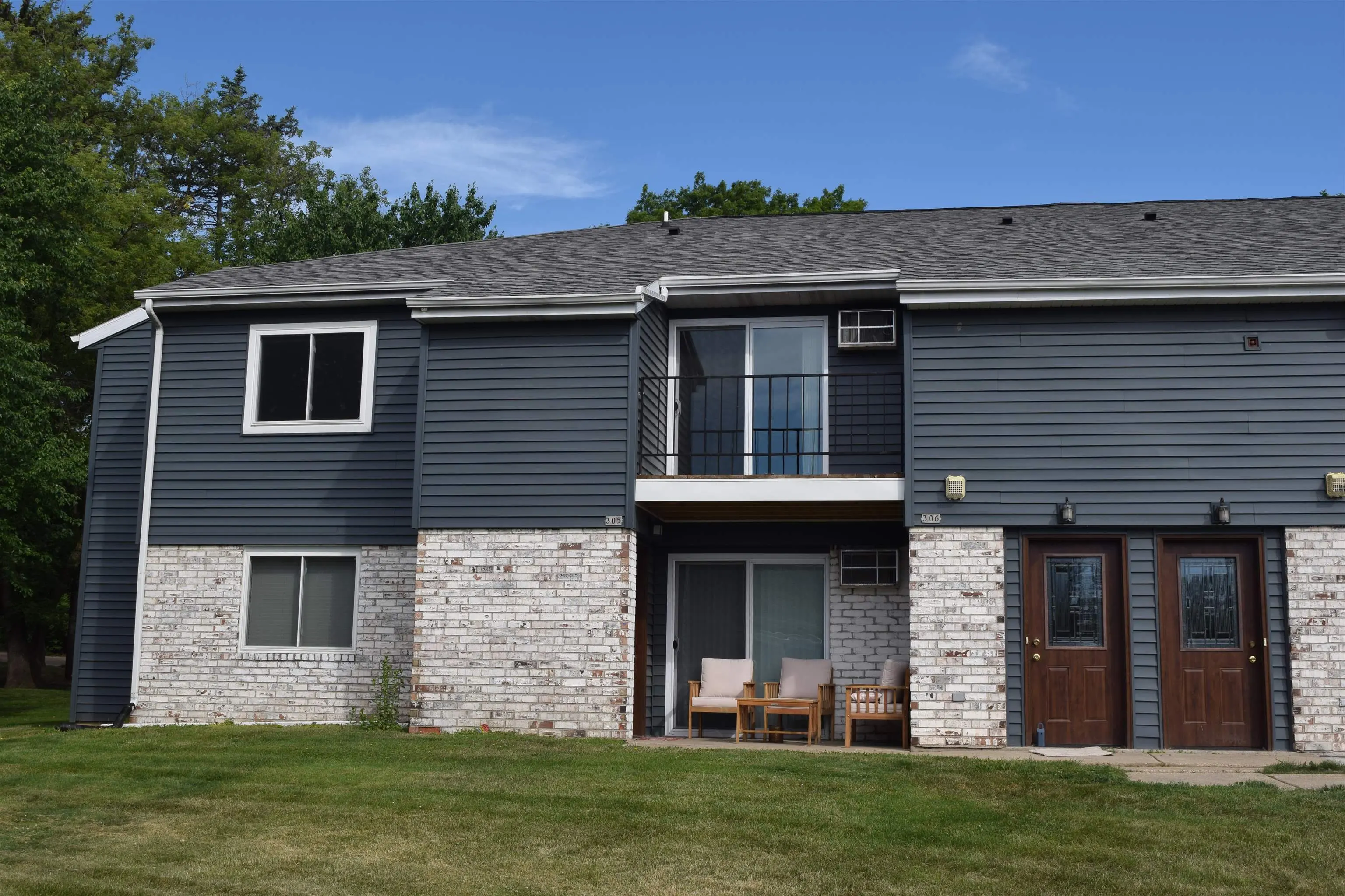 Photo of Listing #2018572