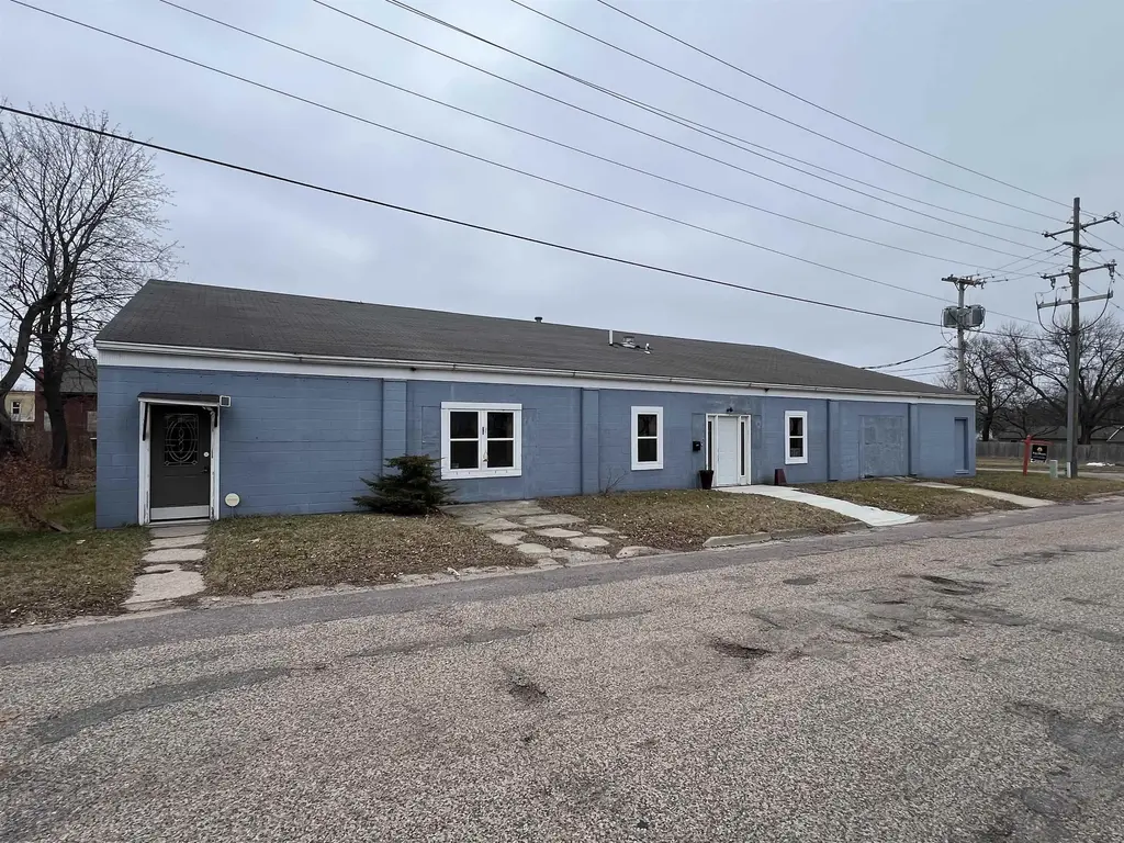 210 E Pearl Street, New Lisbon