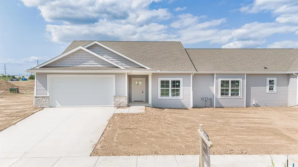 3800 Green Ash Drive, Janesville