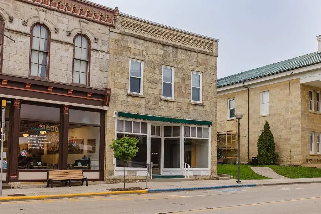 210 N Iowa Street, Dodgeville