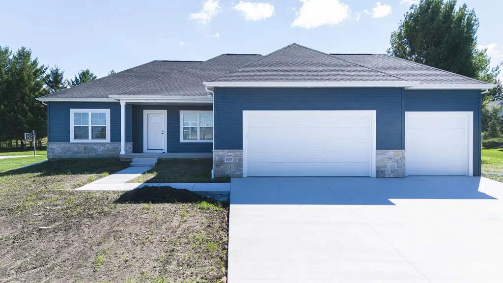 333 Drumlin Loop, Ripon