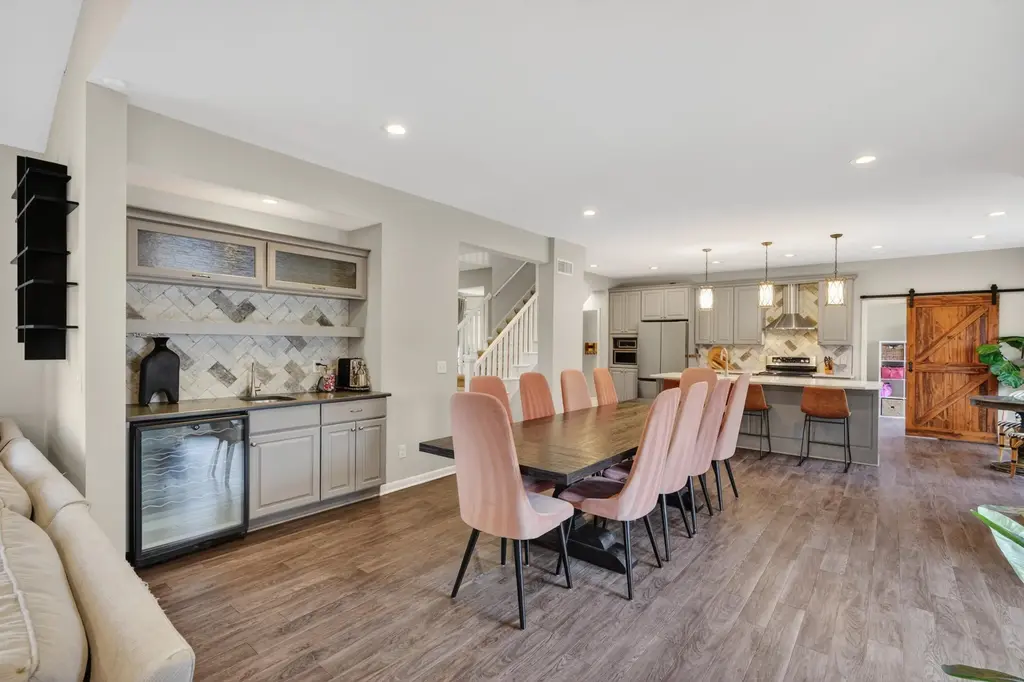 5715 Sandhill Drive, Middleton