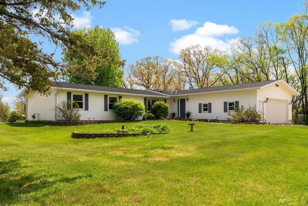 S1793 Stevens Court, Dellona