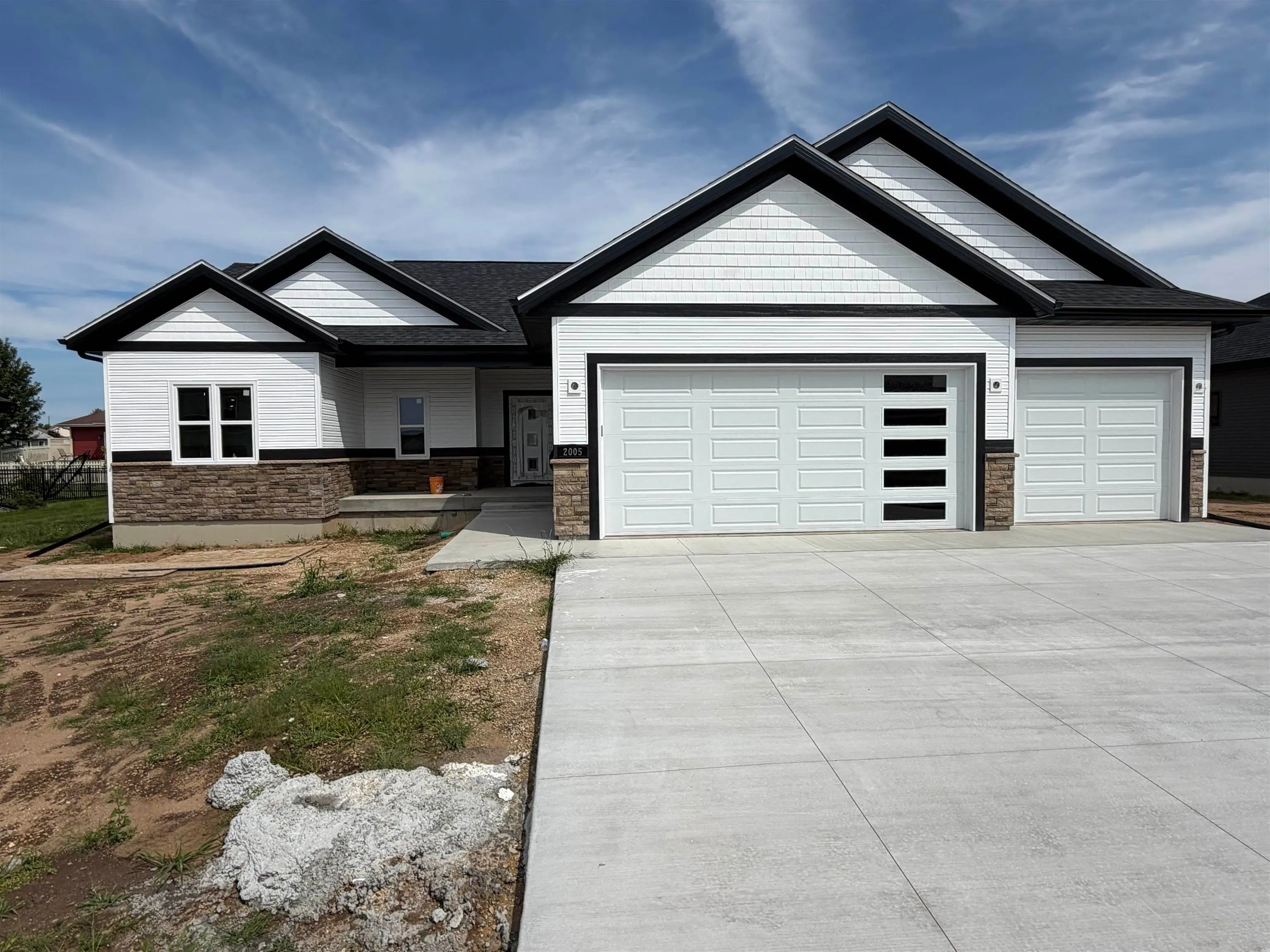Photo of Listing #2021589