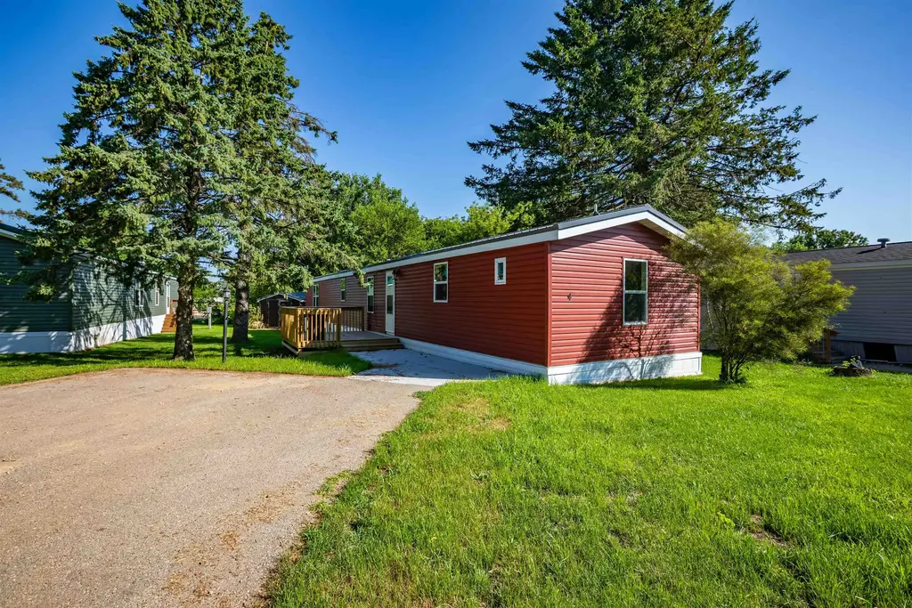 #4 - 30972 County Road Xx, Belmont