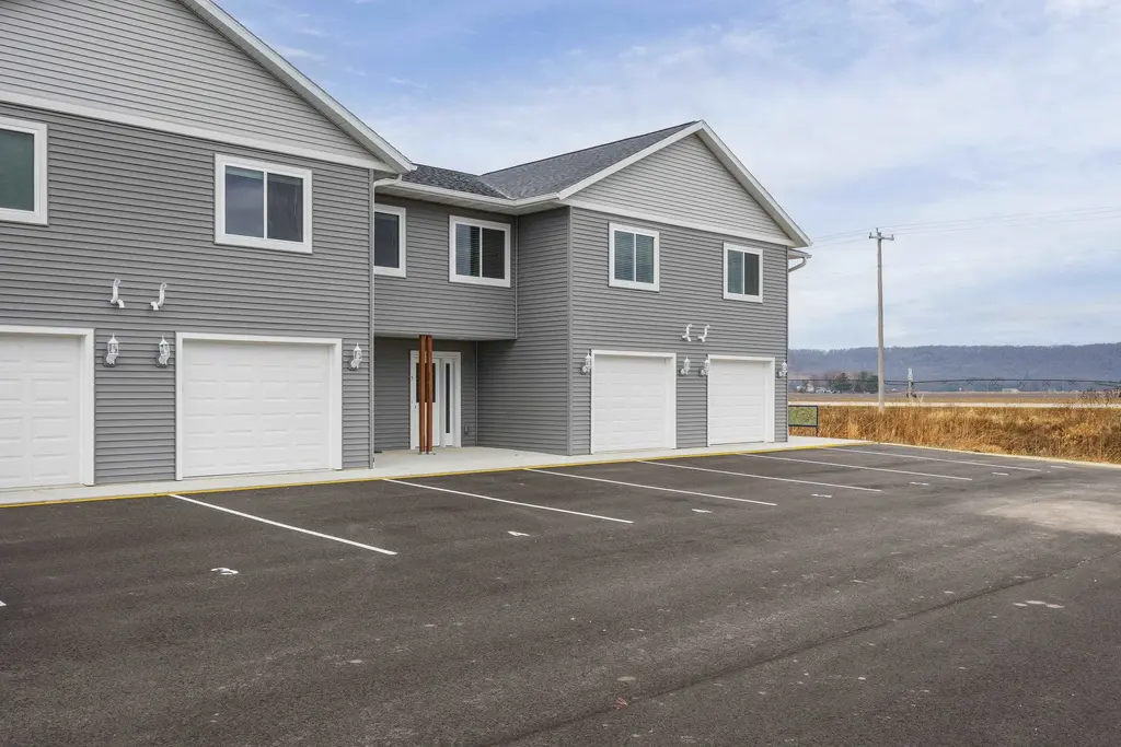 546 Sunrise Drive, Spring Green