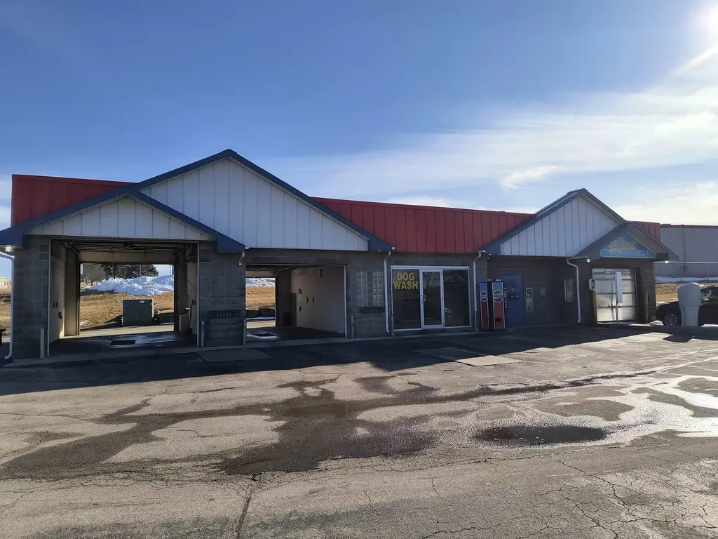 50 Eastside Road, Platteville