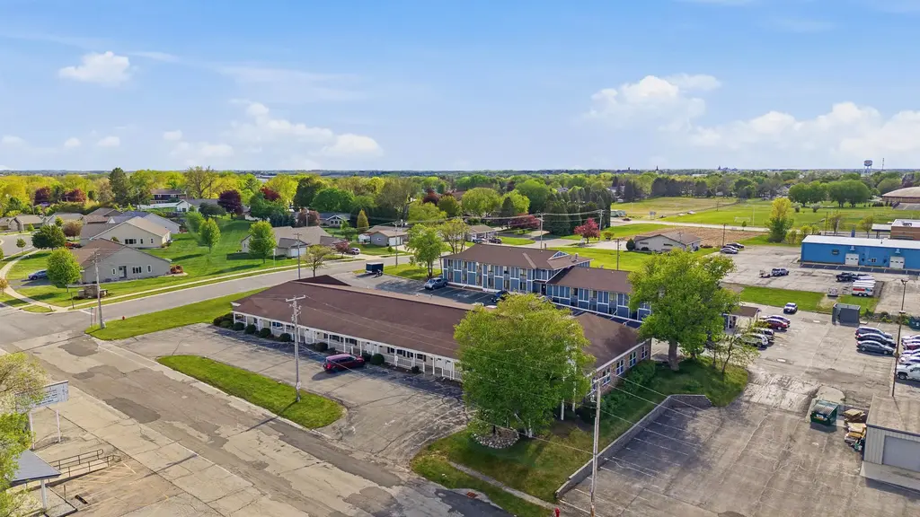 110-128 Monroe Street, Beaver Dam