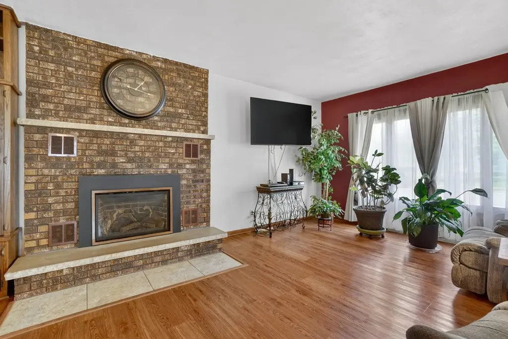 415 N High Street, Randolph