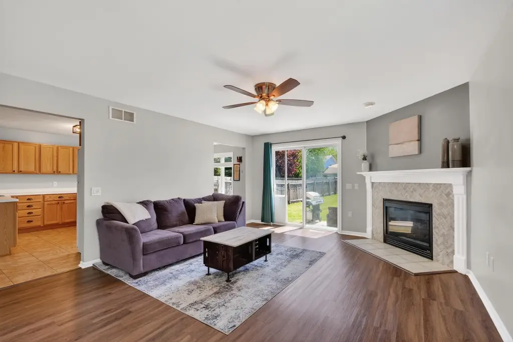 310 W Clover Lane, Cottage Grove