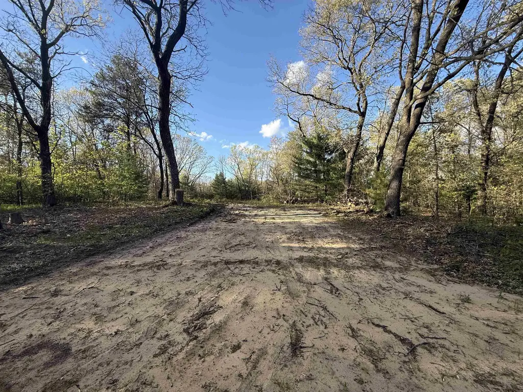 W1336 Arbor Lake N Drive, Lyndon