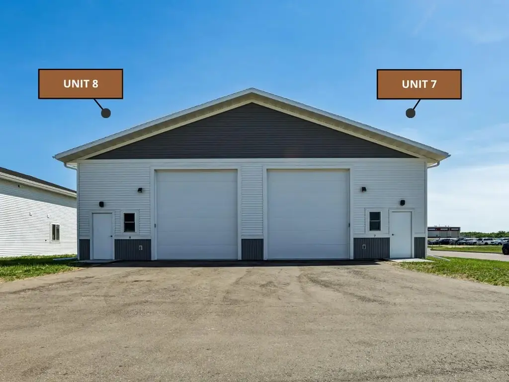 #7&8 - Units 7&8 407 S Wengel Drive, Reedsburg