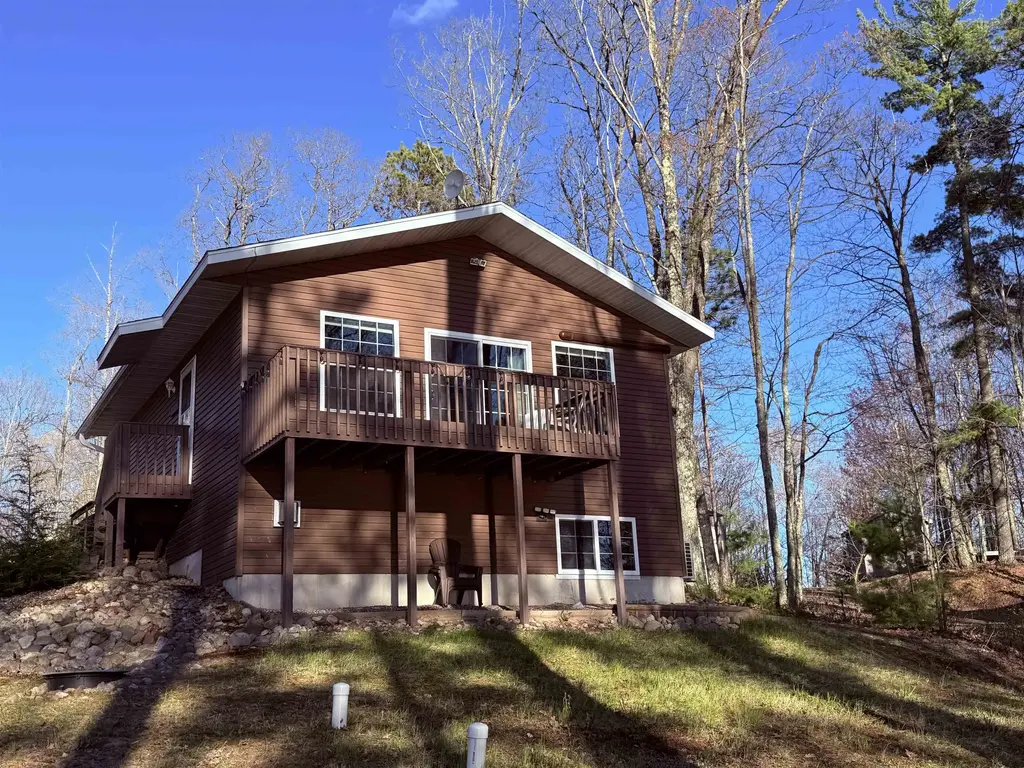 4990 Currie Lake Road, Cassian