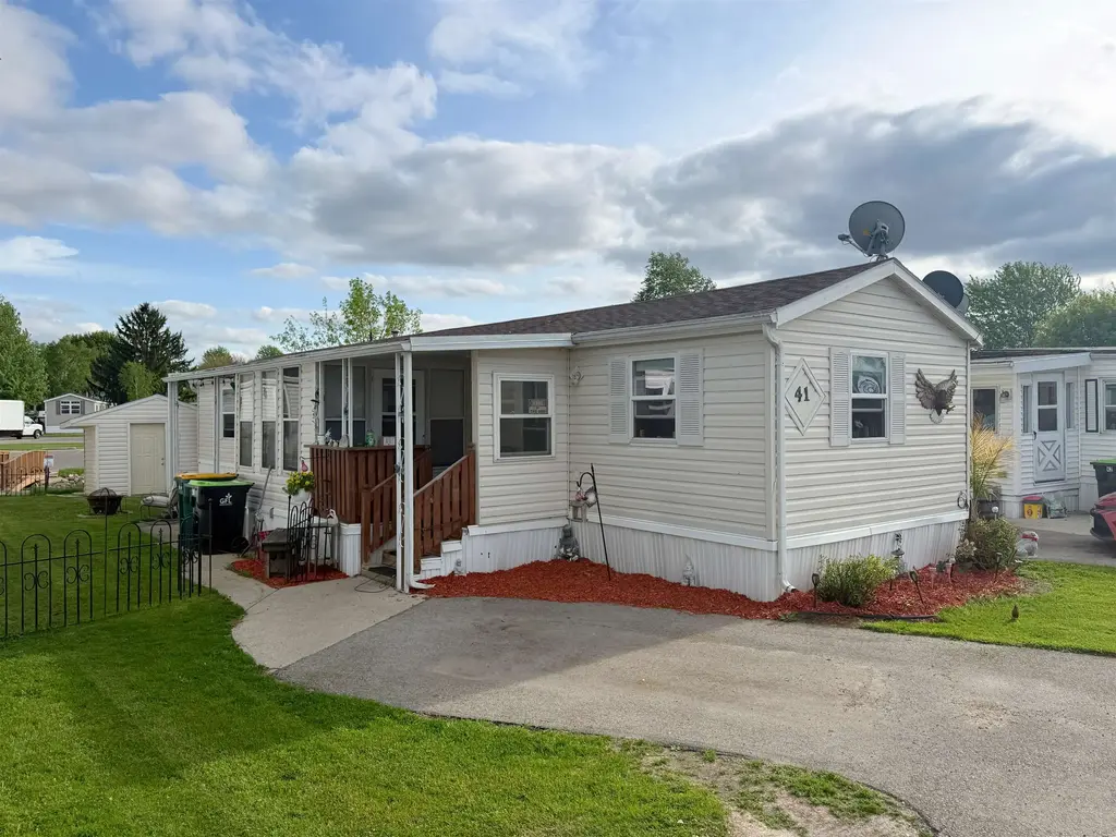 #41 - N168w21700 Main Street, Jackson