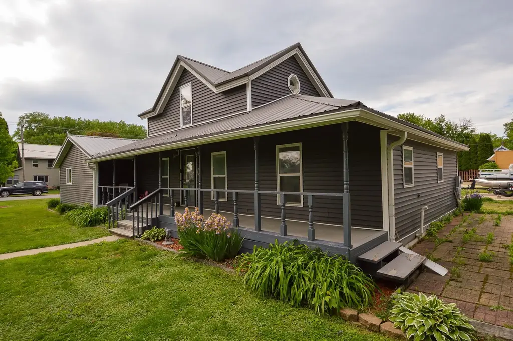 301 Superior Street, Boscobel