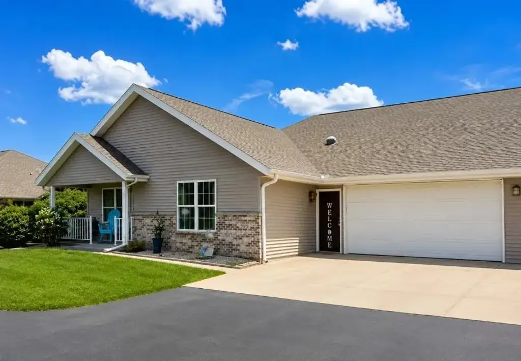 #d - 756 Brown School Road, Evansville