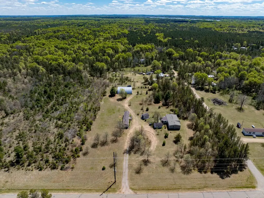 N9494 Johnsburg Road, Necedah