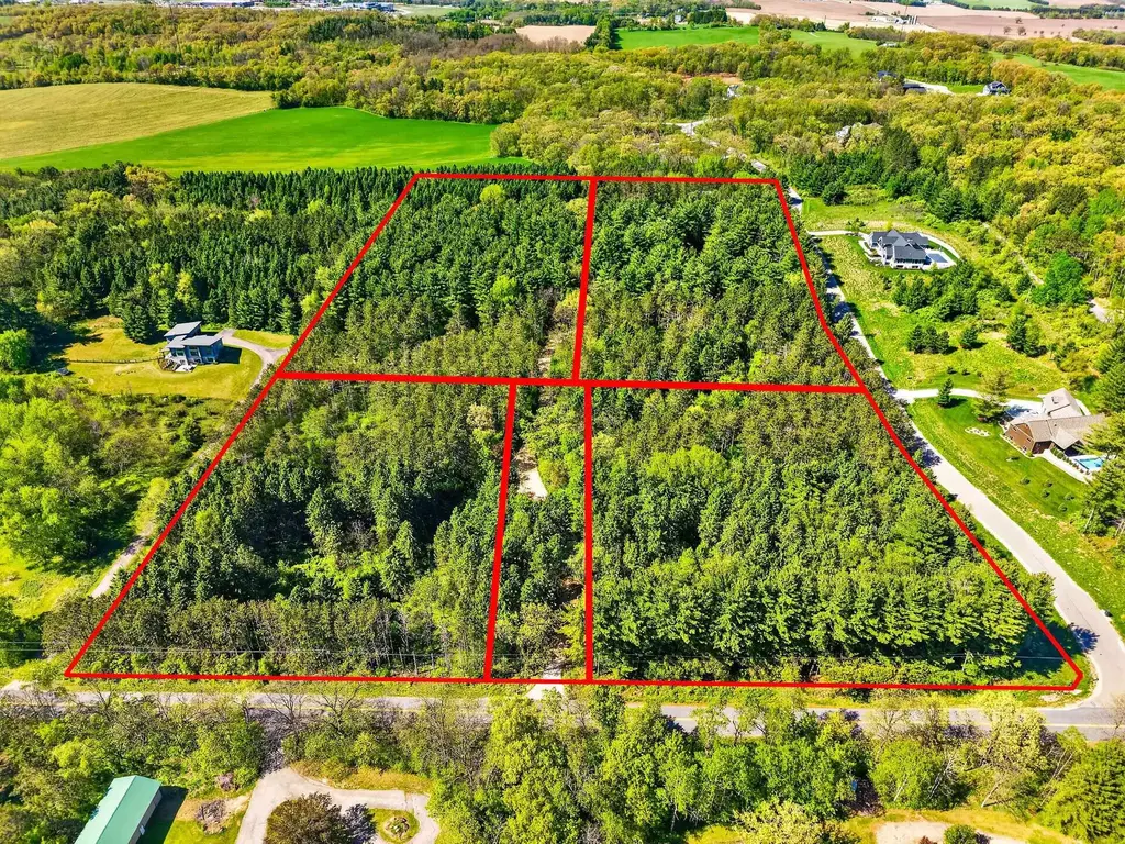 Unit 3 Sunset Drive Pines, Verona