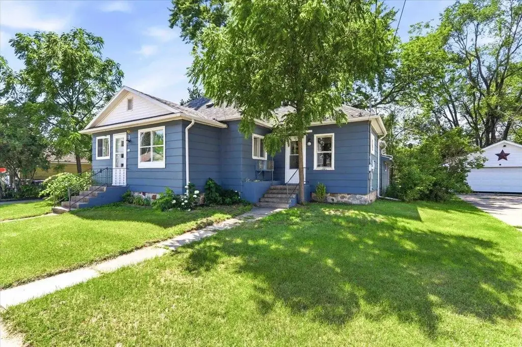 330 S Fair Street, Wautoma
