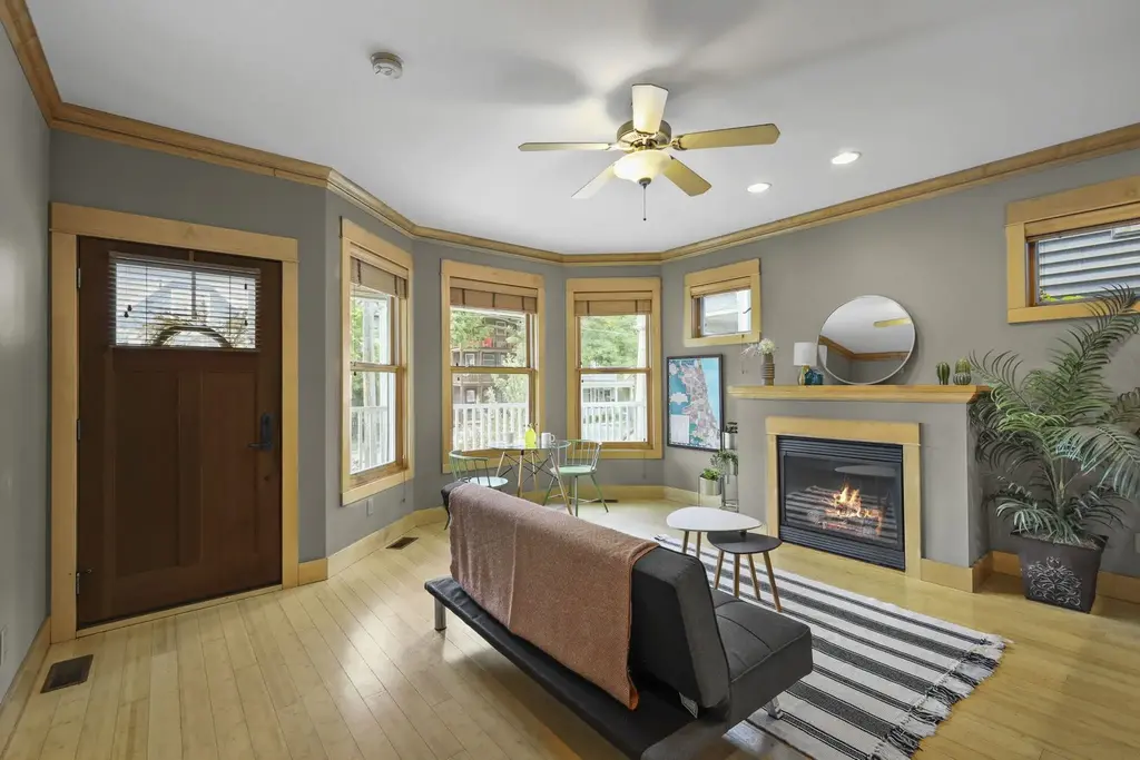 #1 - 1029 Williamson Street, Madison