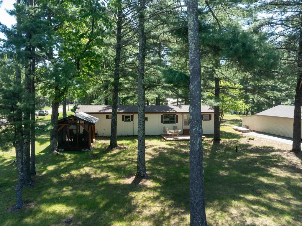 1949 Deerborn Lane, Quincy