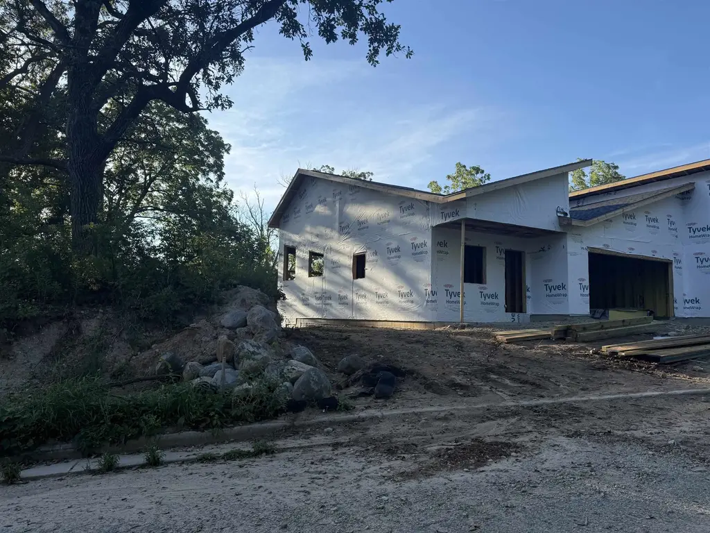 #13 - 254 Whitetail Lane, Deerfield