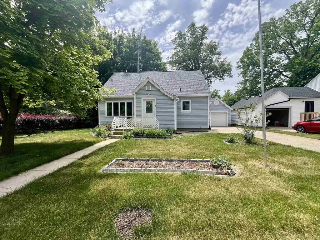 303 Garfield Avenue, Evansville