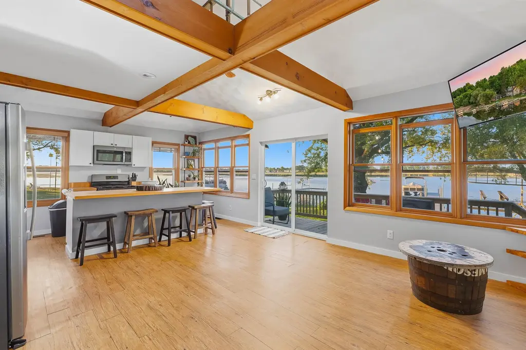 W10581 Hickory Grove Road, Fox Lake