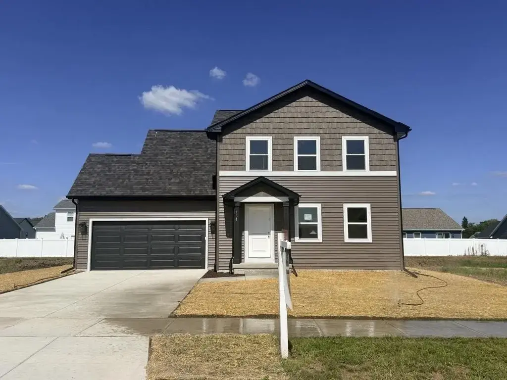 #46 - 334 Wild Rose Way, Stoughton