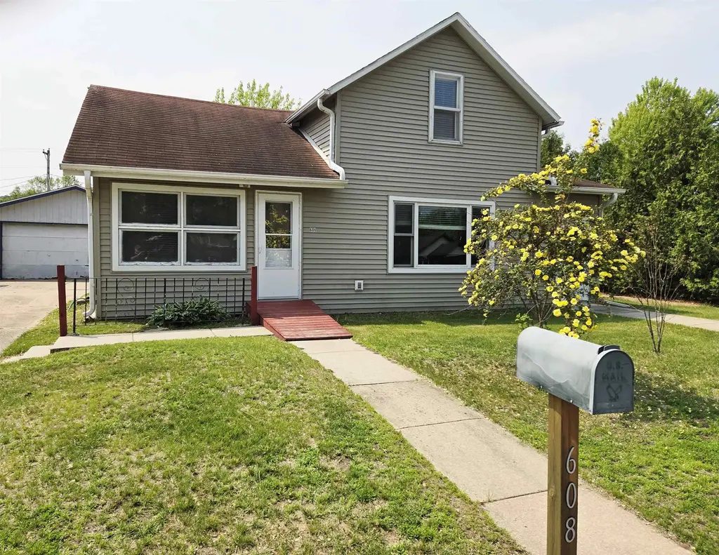 608 E Legrand Street, Boscobel