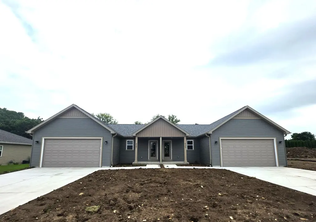 937 Pheasant Run, Lomira