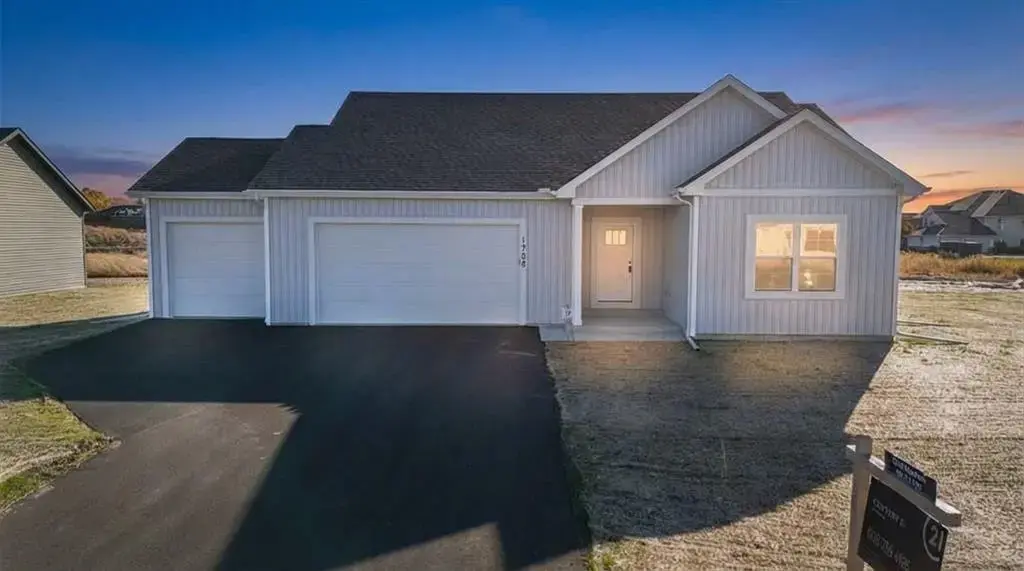 375 Drumlin Loop, Ripon