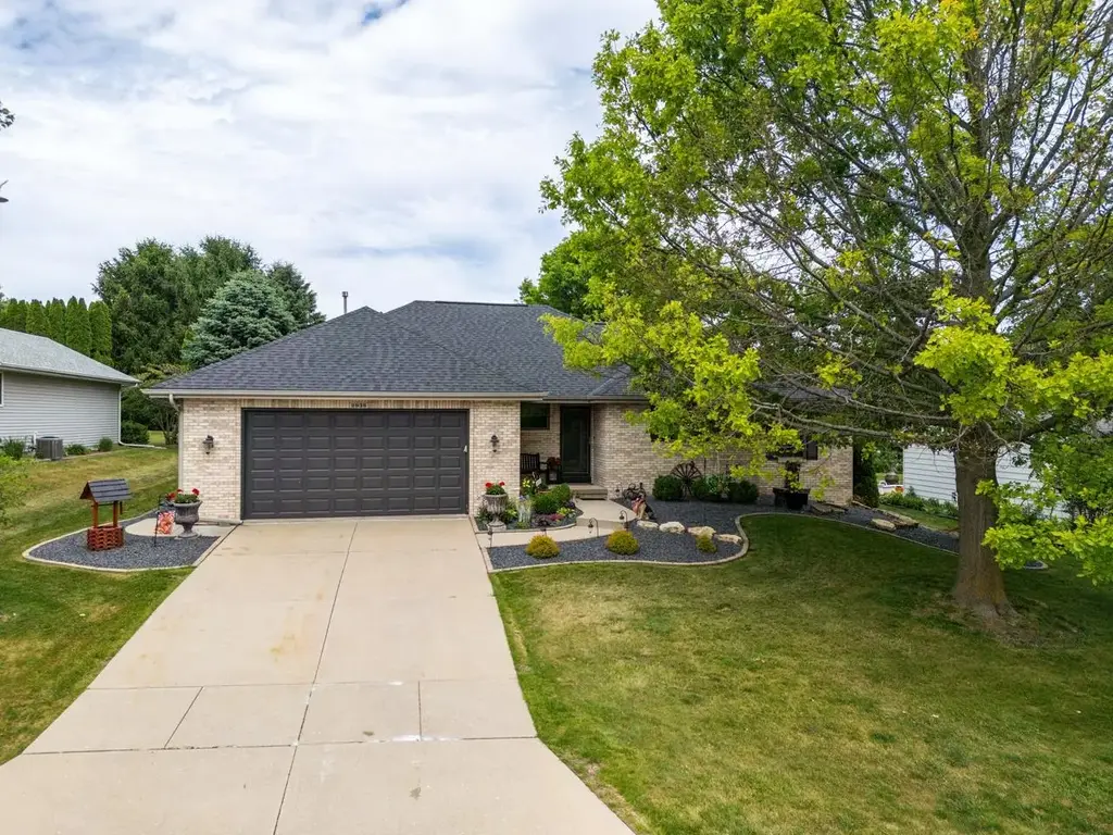 2938 Yale Drive, Janesville