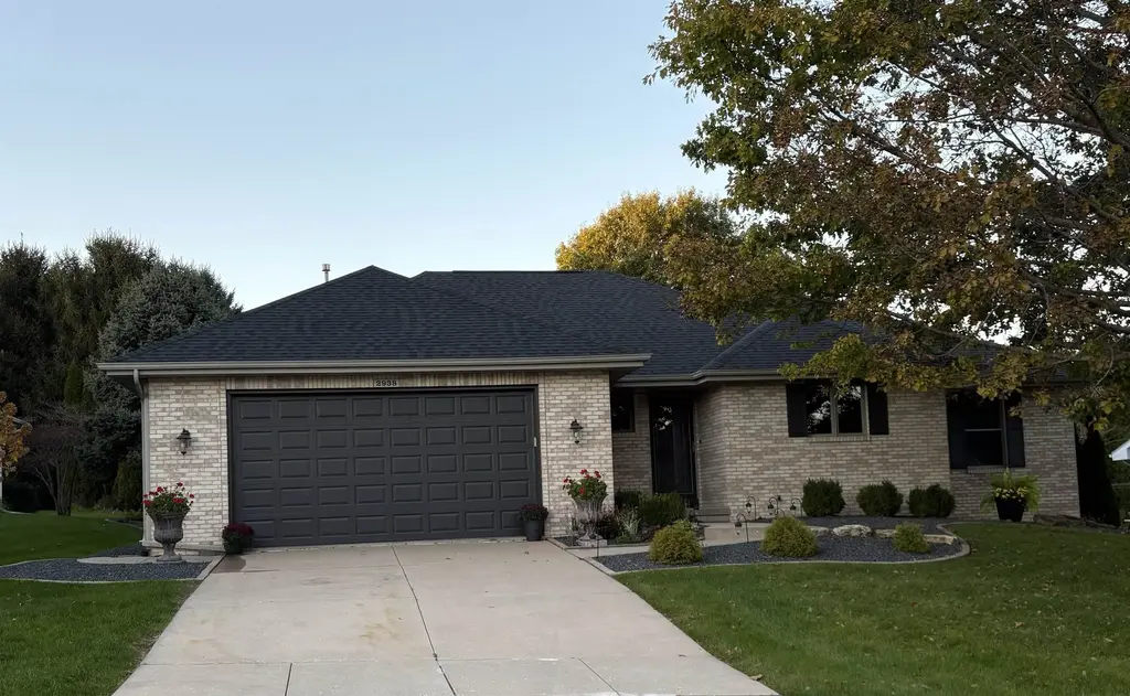 2938 Yale Drive, Janesville
