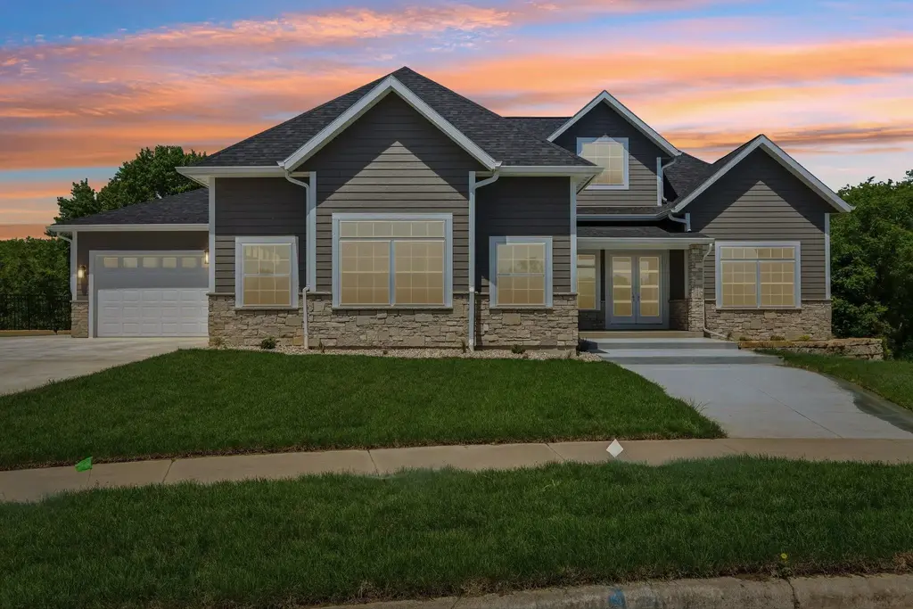 1468 Serenity Court, Sun Prairie