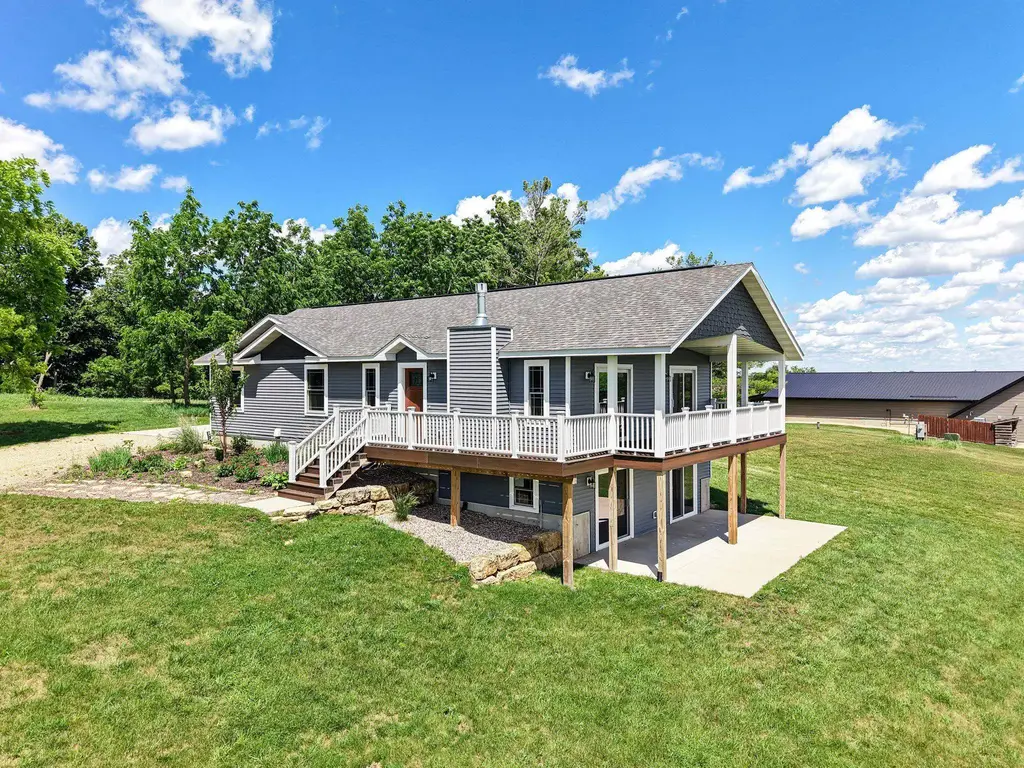 17958 Hidden Valley Lane, Argyle