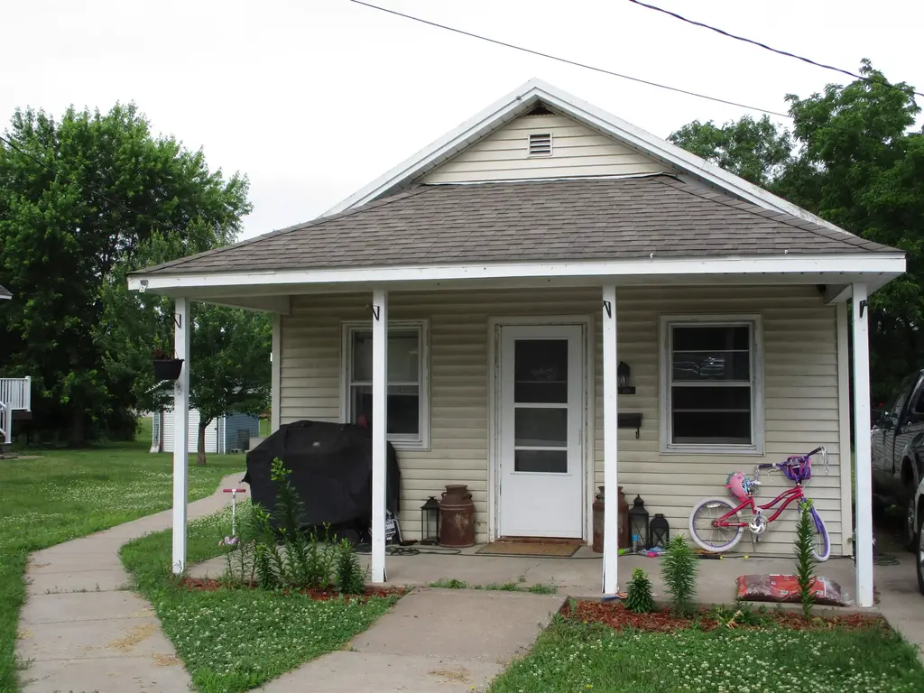 215 S Prairie Street, Prairie Du Chien