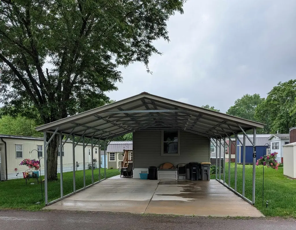 #16 - W5655 State Road 33, Shelby