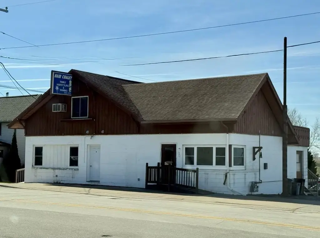 445 W Main Street, Dickeyville