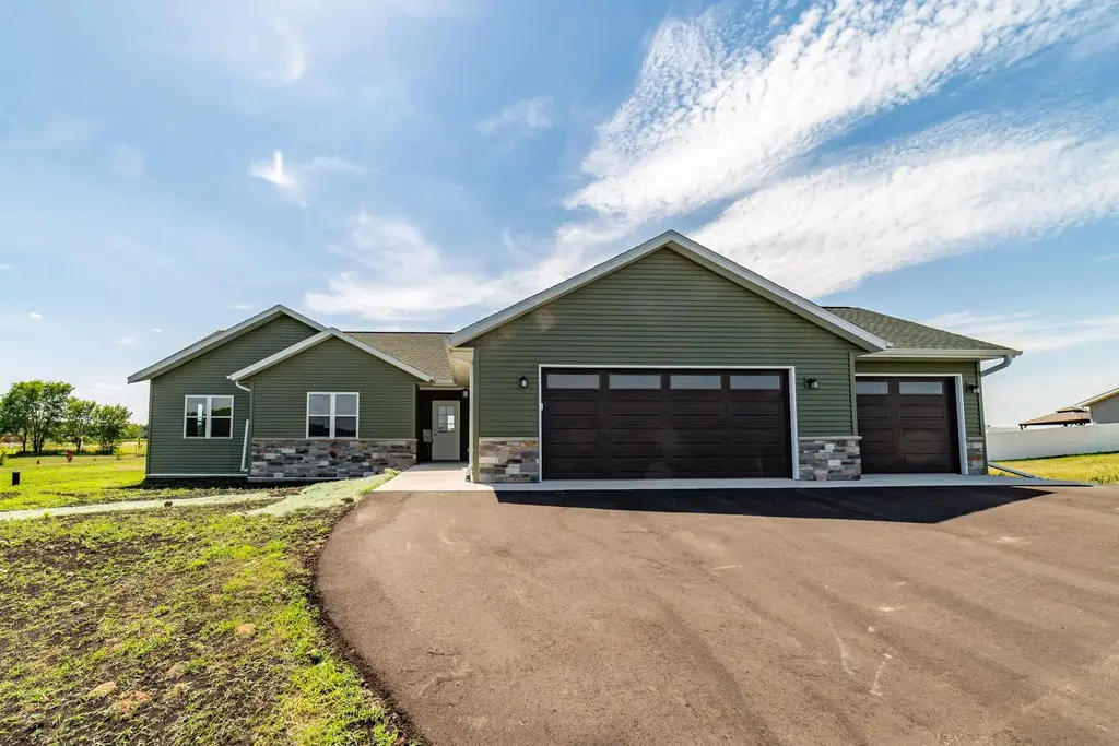 N3425 Flynn Drive, Montello